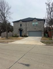 127 Chamblin Drive, Cedar Hill, TX 75104