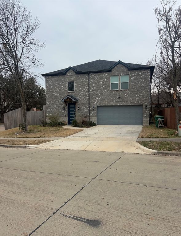127 Chamblin Drive, Cedar Hill, TX 75104