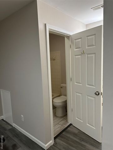 90 ROSEBUD Lane, Mt. Clemens, MI 48043