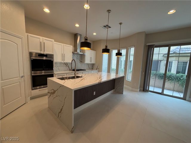 9152 Whitekirk Place, Las Vegas, NV 89145