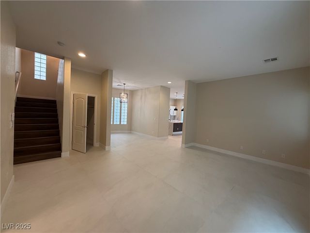 9152 Whitekirk Place, Las Vegas, NV 89145