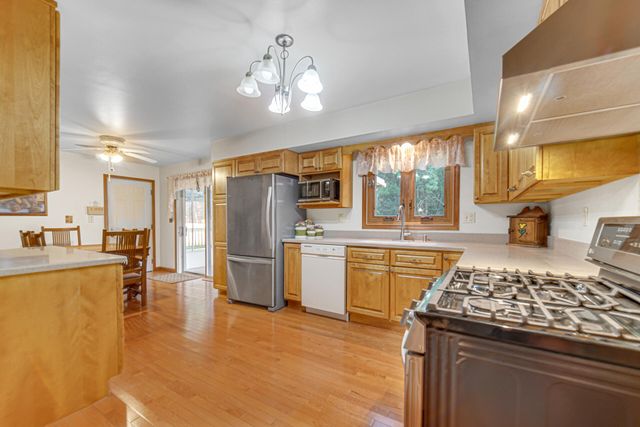 7888 W Applewood Drive, La Porte, IN 46350