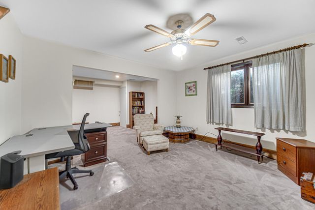 7888 W Applewood Drive, La Porte, IN 46350