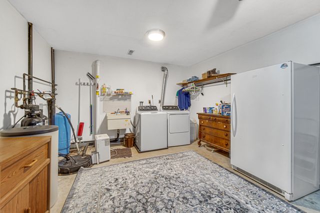 7888 W Applewood Drive, La Porte, IN 46350