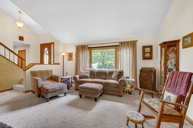 7888 W Applewood Drive, La Porte, IN 46350