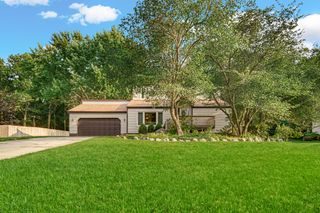 7888 W Applewood Drive, La Porte, IN 46350