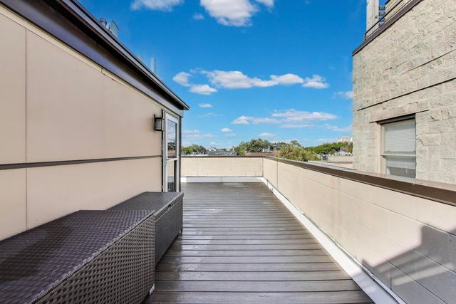 926 N Honore Street 2, Chicago, IL 60622