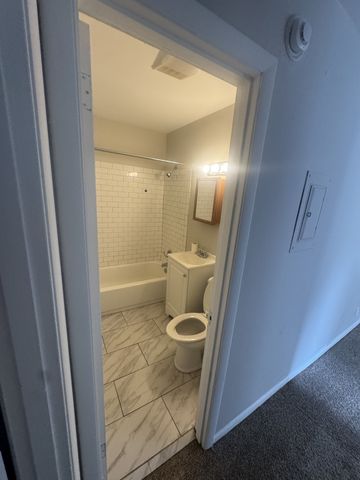 550 Harding Pl Apt E117, Nashville, TN 37211