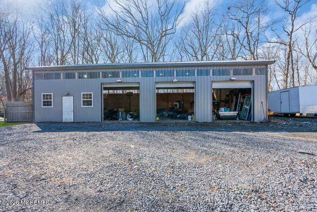 222 Crescent Avenue, Jackson, NJ 08527