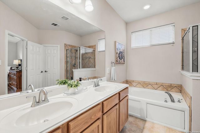 1207 Sand Wedge, San Antonio, TX 78258
