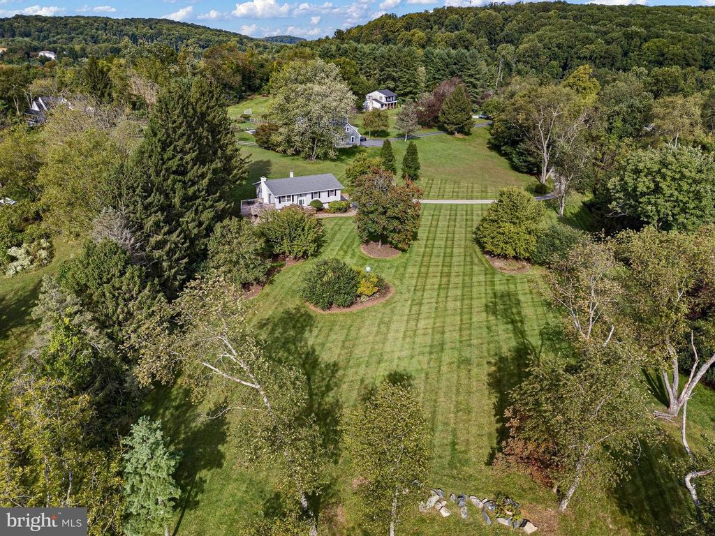 1632 CLEARVIEW DR, Chester Springs, PA 19425 — exterior