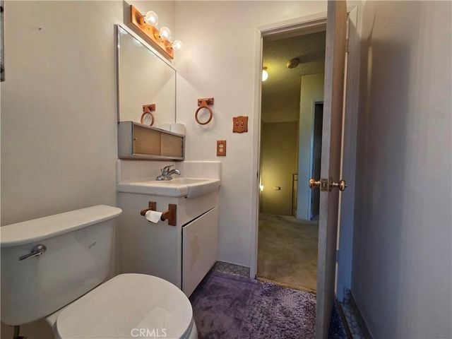 913 Victor 5, Inglewood, CA 90302
