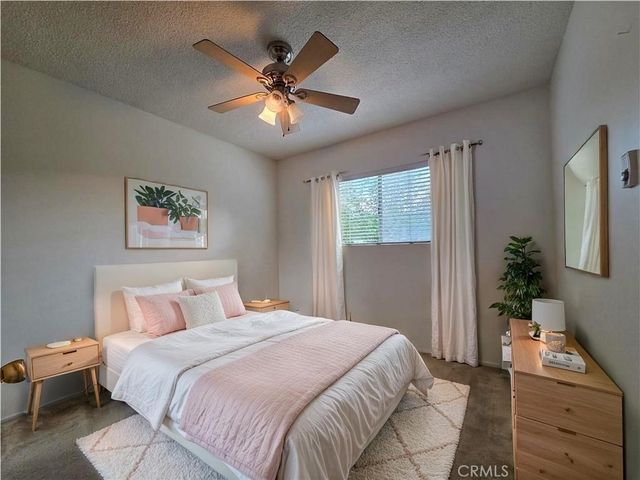 913 Victor 5, Inglewood, CA 90302
