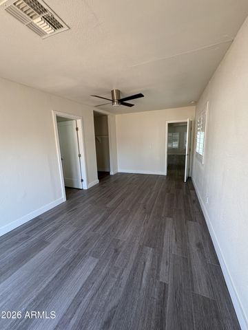 1718 E GLENROSA Avenue, Phoenix, AZ 85016