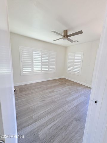 1718 E GLENROSA Avenue, Phoenix, AZ 85016