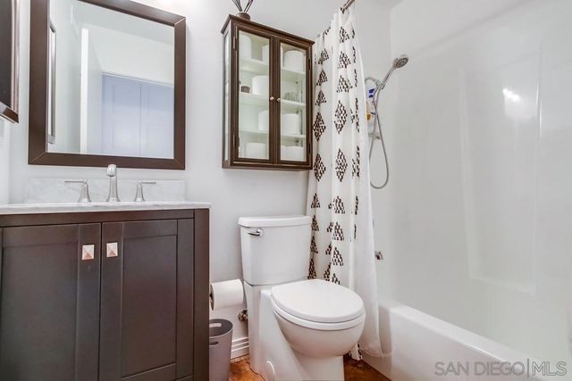 9806 Rimpark Way, San Diego, CA 92124