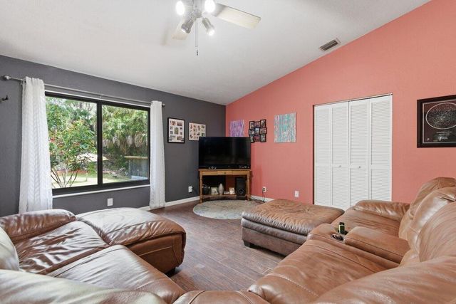 16888 Hialeah Drive W, The Acreage, FL 33470
