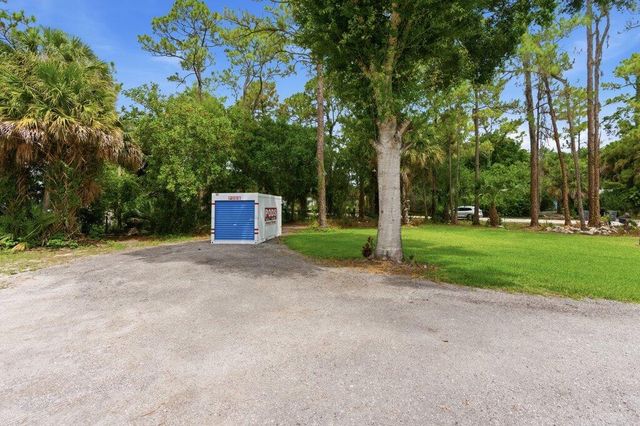 16888 Hialeah Drive W, The Acreage, FL 33470