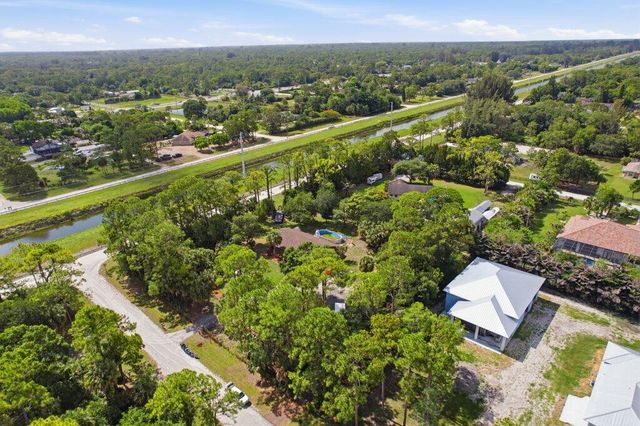16888 Hialeah Drive W, The Acreage, FL 33470