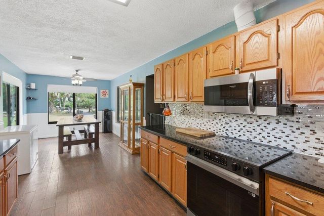 16888 Hialeah Drive W, The Acreage, FL 33470
