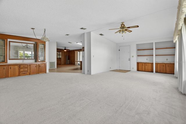 6399 LOLLY BAY LOOP NE, Winter Haven, FL 33881