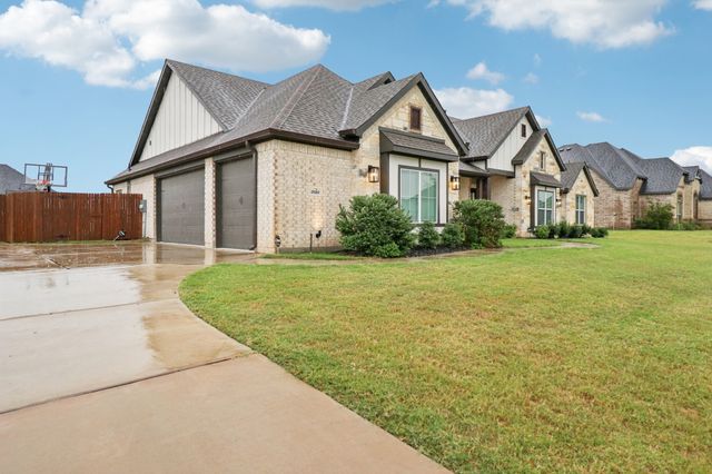 3910 Monterrey Oak Way, Ovilla, TX 75154