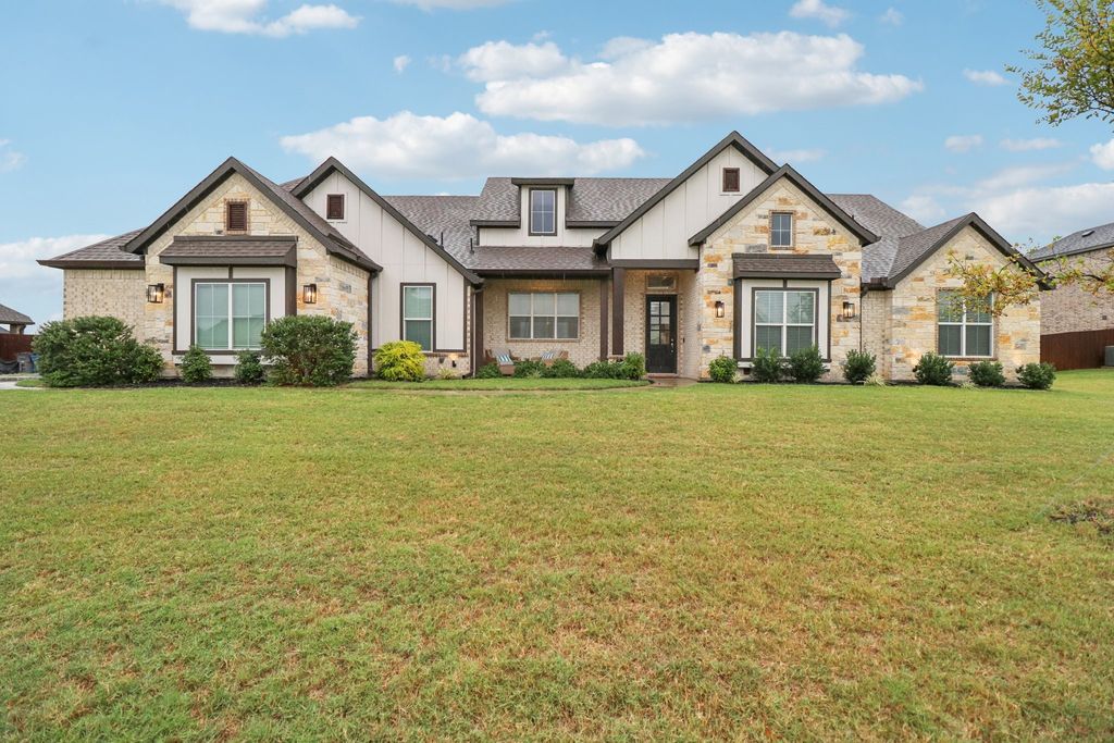 3910 Monterrey Oak Way, Ovilla, TX 75154