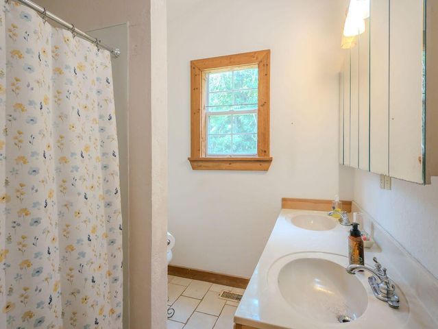 275 Spring Creek Road, Delano, TN 37325