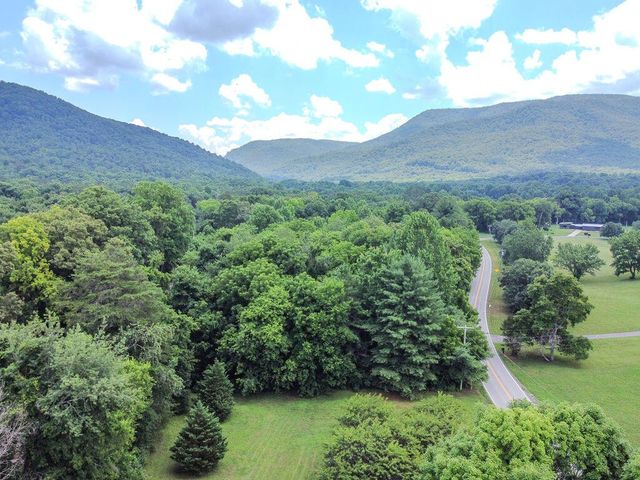 275 Spring Creek Road, Delano, TN 37325
