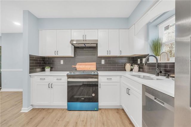 7074 Babbling Brook Drive, Jonesboro, GA 30236