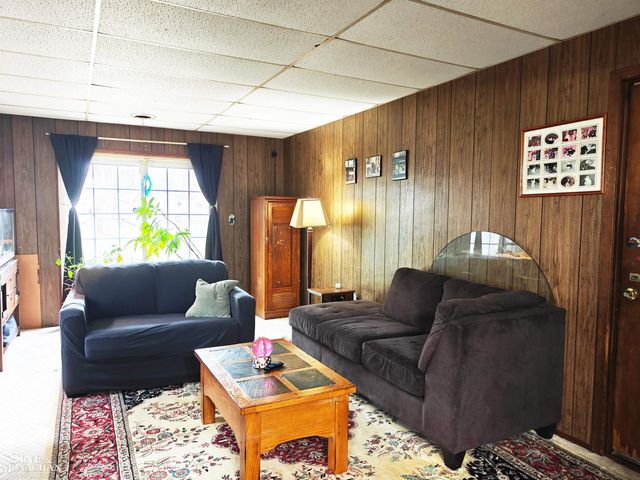 28300 Roy Boulevard, Saint Clair Shores, MI 48081