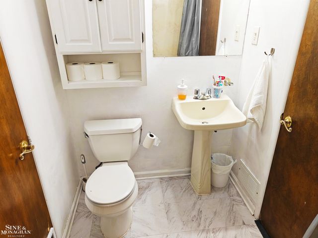 28300 Roy Boulevard, Saint Clair Shores, MI 48081