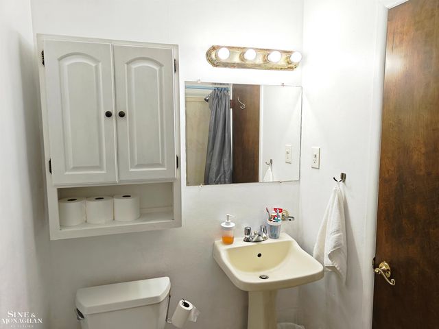 28300 Roy Boulevard, Saint Clair Shores, MI 48081