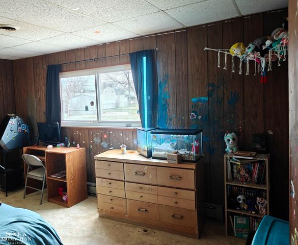 28300 Roy Boulevard, Saint Clair Shores, MI 48081