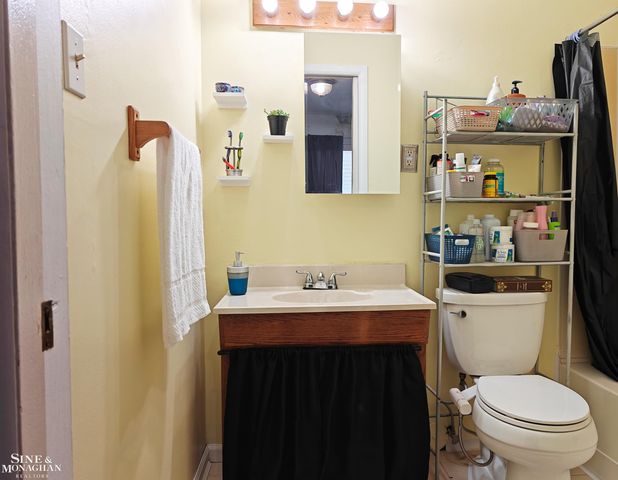 28300 Roy Boulevard, Saint Clair Shores, MI 48081