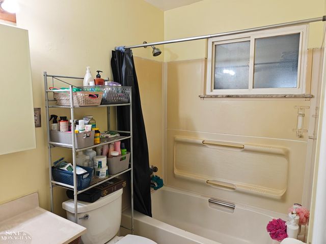 28300 Roy Boulevard, Saint Clair Shores, MI 48081