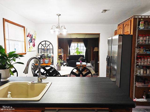 28300 Roy Boulevard, Saint Clair Shores, MI 48081