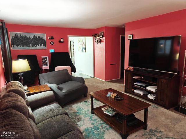 28300 Roy Boulevard, Saint Clair Shores, MI 48081