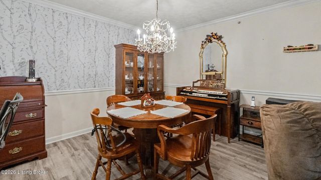 8508 Atrium Dr 1101, Louisville, KY 40220