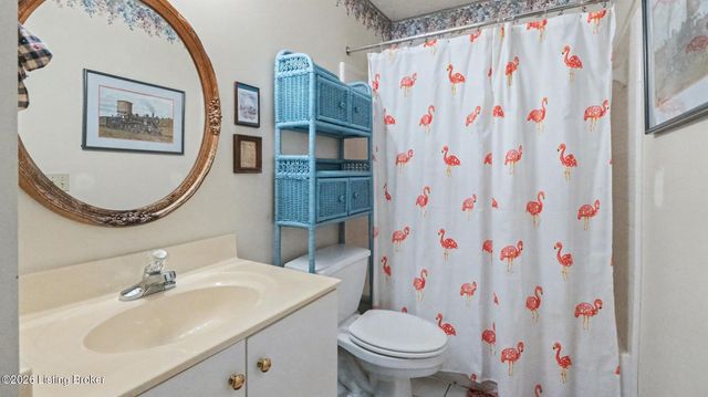 8508 Atrium Dr 1101, Louisville, KY 40220