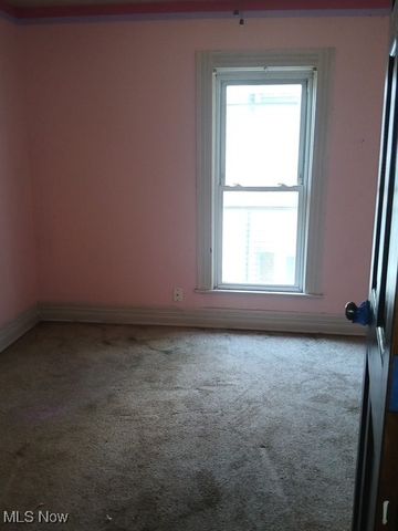 322 W 9th Street, Lorain, OH 44052