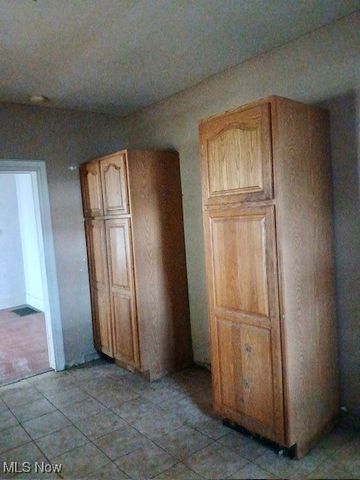 322 W 9th Street, Lorain, OH 44052