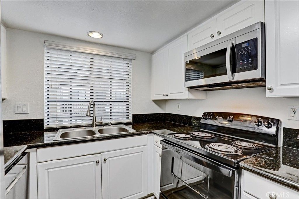 25551 Indian Hill Lane C, Laguna Hills, CA 92653 — exterior