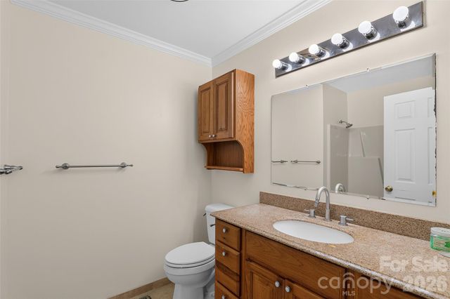 709 Forest Ridge Drive, Hendersonville, NC 28791
