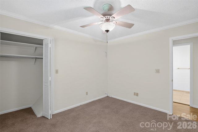 709 Forest Ridge Drive, Hendersonville, NC 28791