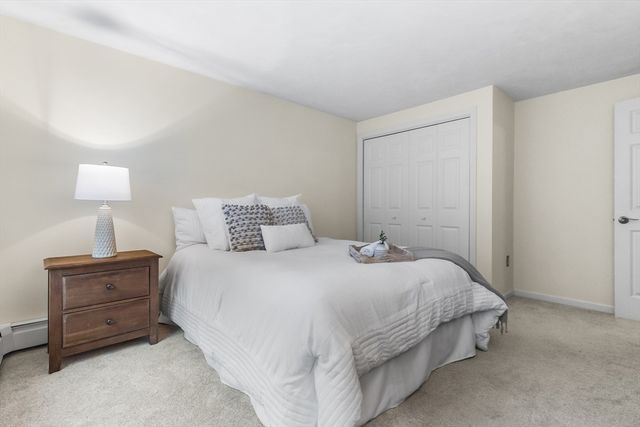 13 Candlewood Dr, Medway, MA 02053