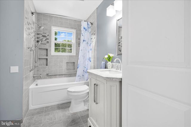 2 CATHY ANN DR, Reading, PA 19606
