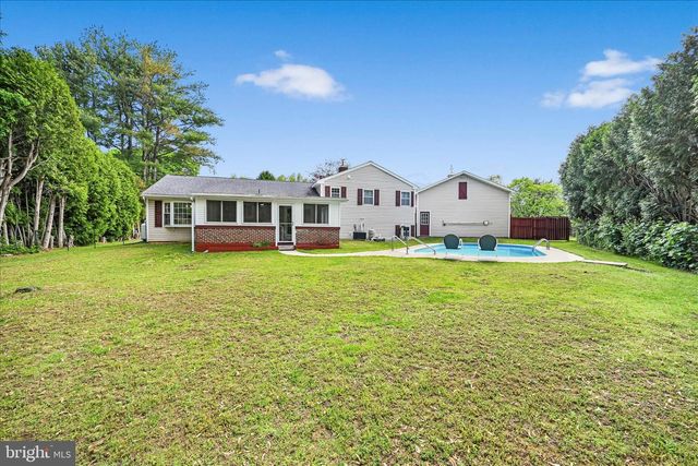 2 CATHY ANN DR, Reading, PA 19606
