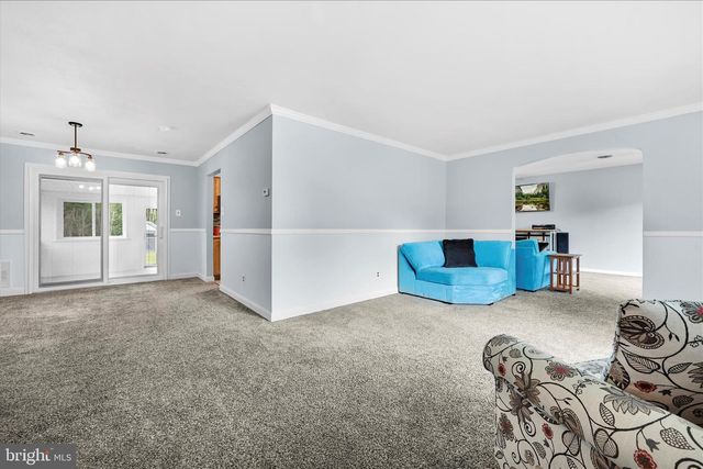 2 CATHY ANN DR, Reading, PA 19606