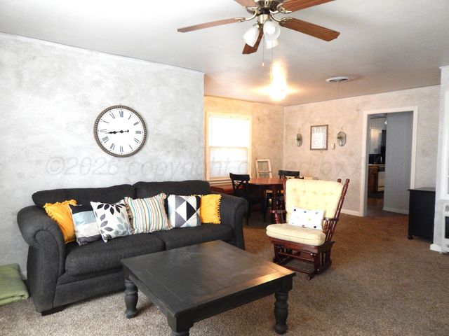 519 Third Street, Mclean, TX 79057